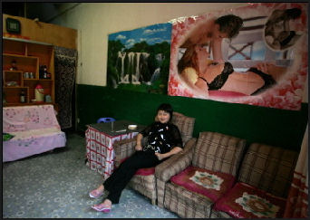 20080226-Prostitute in Tibet, AFP Frederic J.jpg